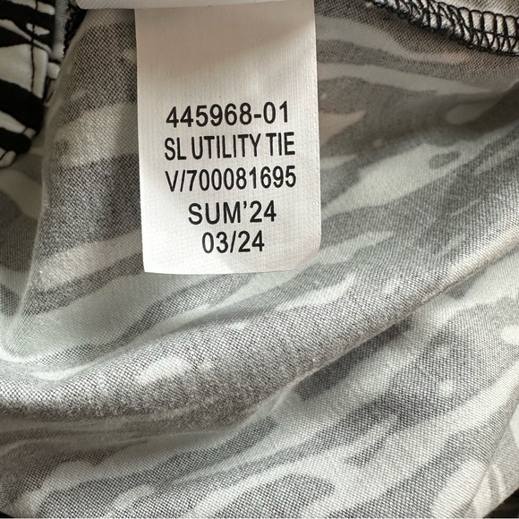 BR Elegant Black and White Women's jumpsuit - Picture 12 of 13